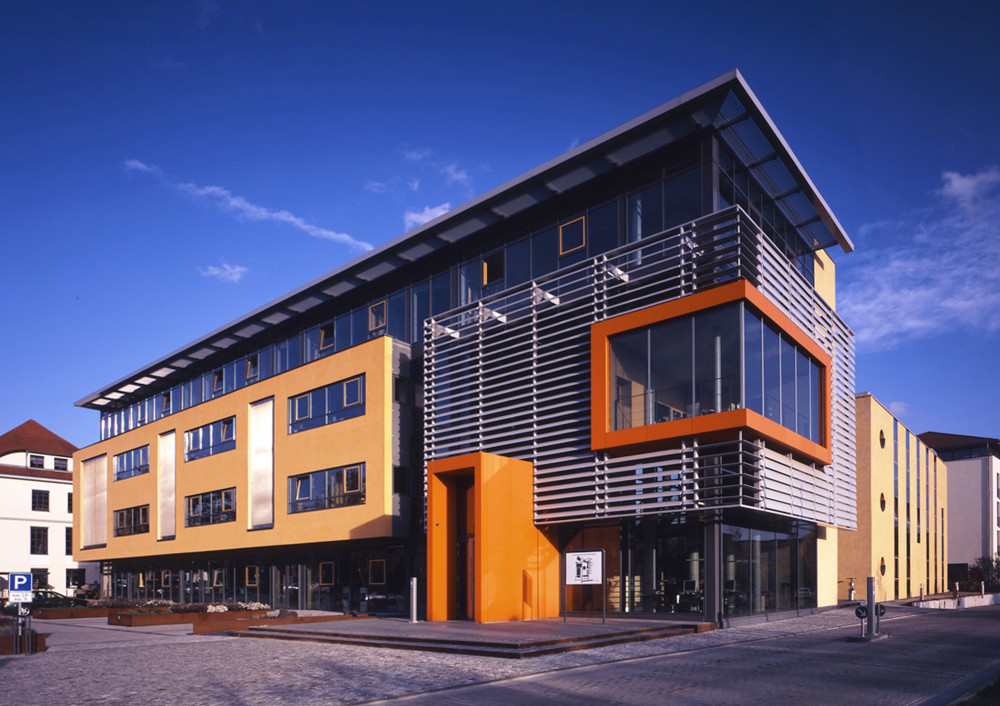 Gebäudeansicht der Handwerkskammer Dresden